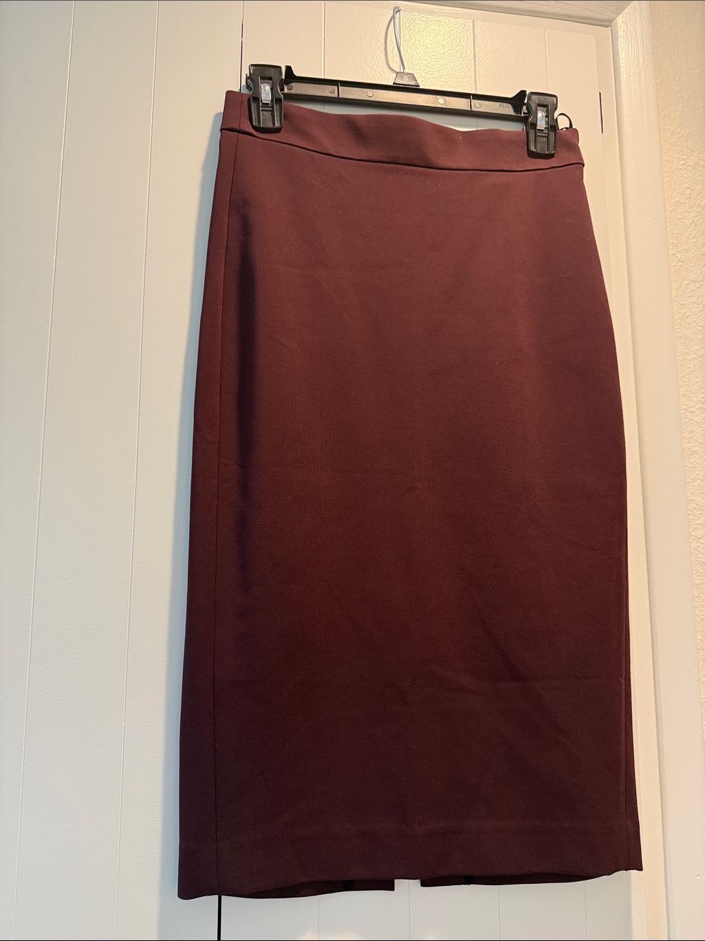 Women's Wine Pencil Skirt With Clean Waistband